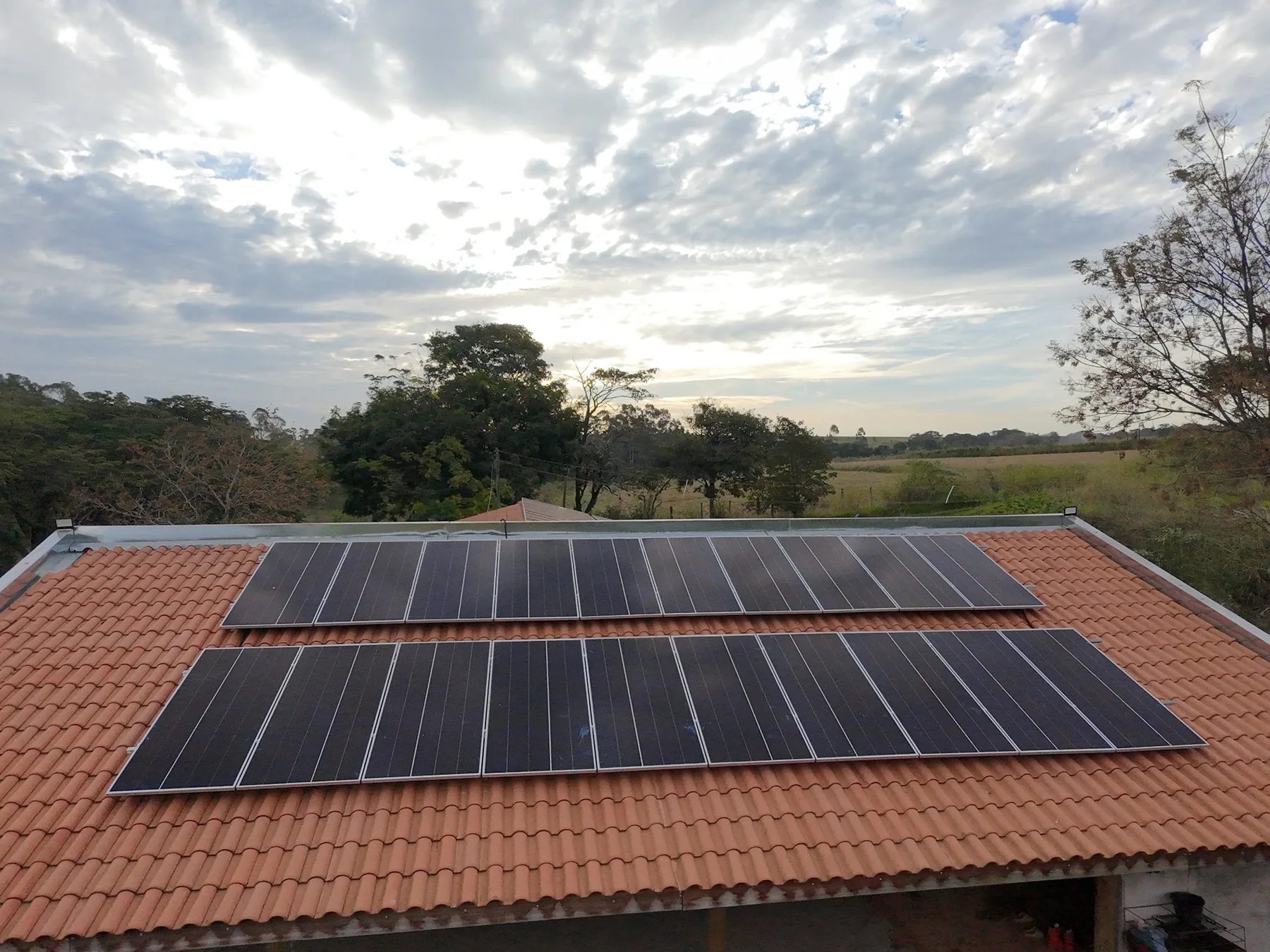 Sistema fotovoltaico rural de 22 kWp para irrigação em Araras, São Paulo