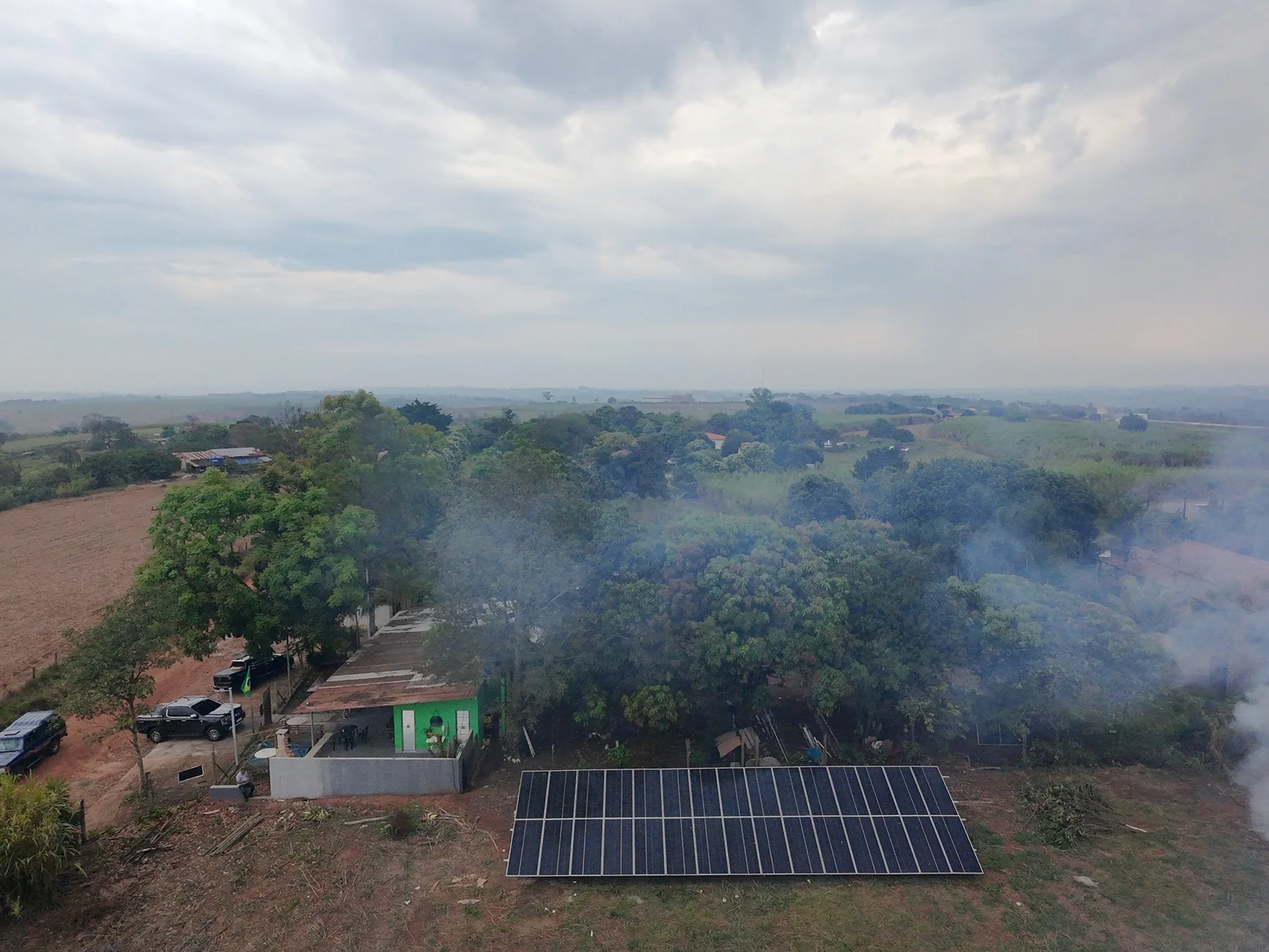 Sistema fotovoltaico rural de 16,5 kWp instalado pela AGRA SOLAR em Ipeúna, São Paulo